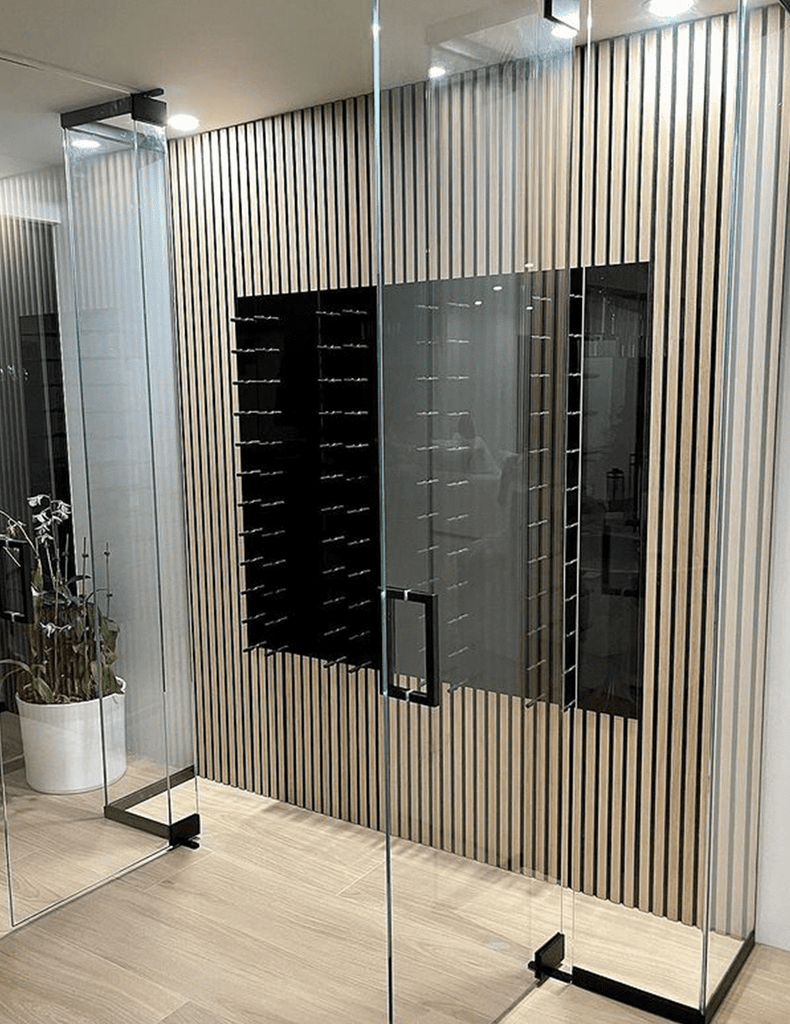 Ultra Wine Racks Fusion HZ Label-Out Wine Wall White Acrylic (3 Foot) Triple Depth