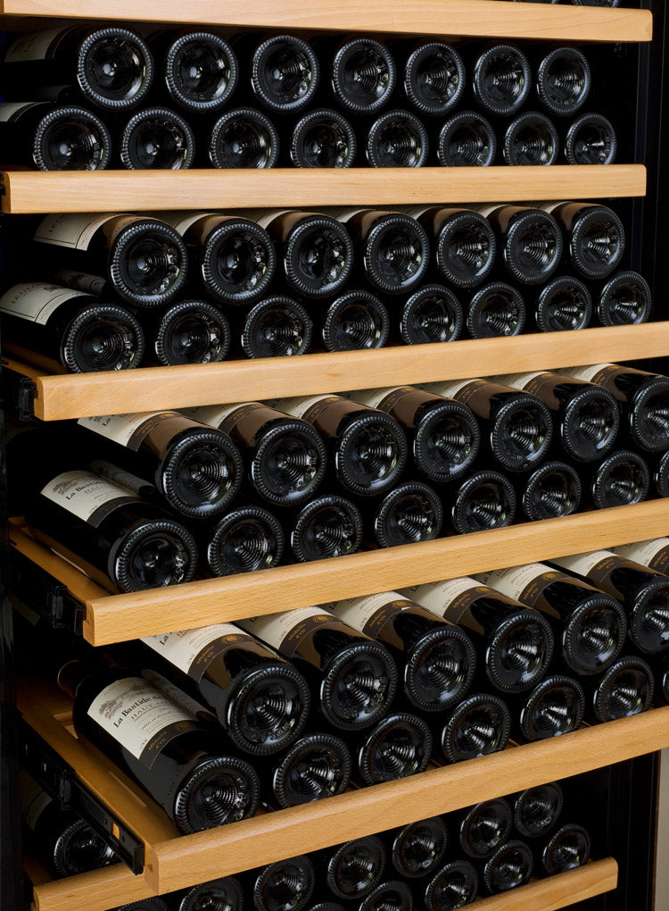 Allavino 32" Wide Vite II Tru-Vino 277 Bottle Single Zone Black Right Hinge Wine Refrigerator - YHWR305-1BR20