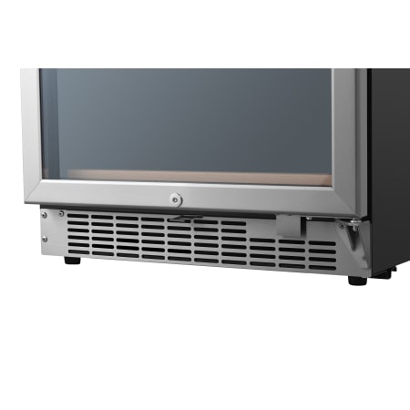 EdgeStar 101 Bottle 24" Built-In Dual Zone Wine Cooler - CWR1102DZ